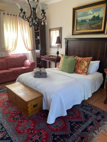 A Tapestry Garden Guest House Potchefstroom Exteriör bild