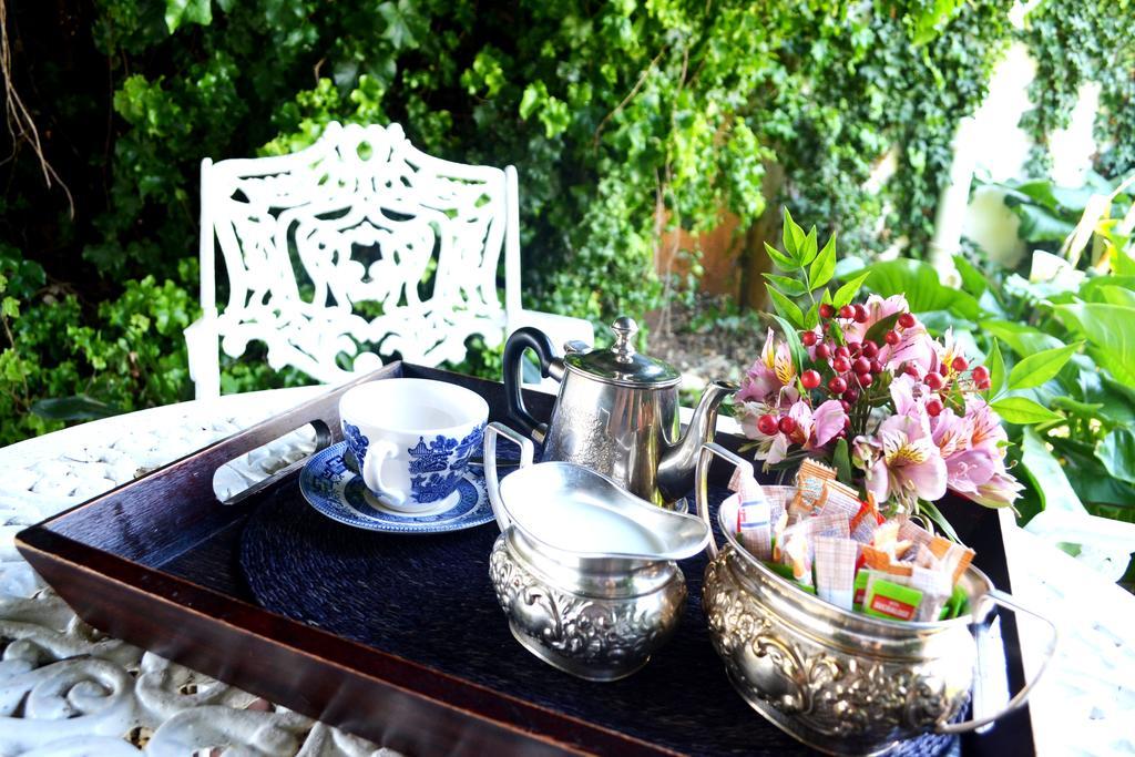 A Tapestry Garden Guest House Potchefstroom Exteriör bild