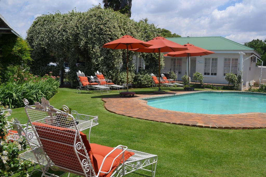 A Tapestry Garden Guest House Potchefstroom Exteriör bild